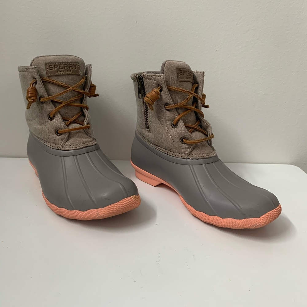 Womens Sperry Top-Sider Saltwater Boot - Size 7